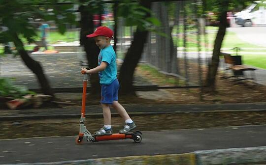 Airwheel Z8 mini electric scooter